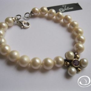 pearl-and-flower-bracelet-amethyst